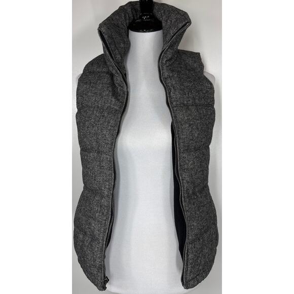 Old Navy Herringbone Wool Blend Puffer Vest, XS, Women - Picture 5 of 8
